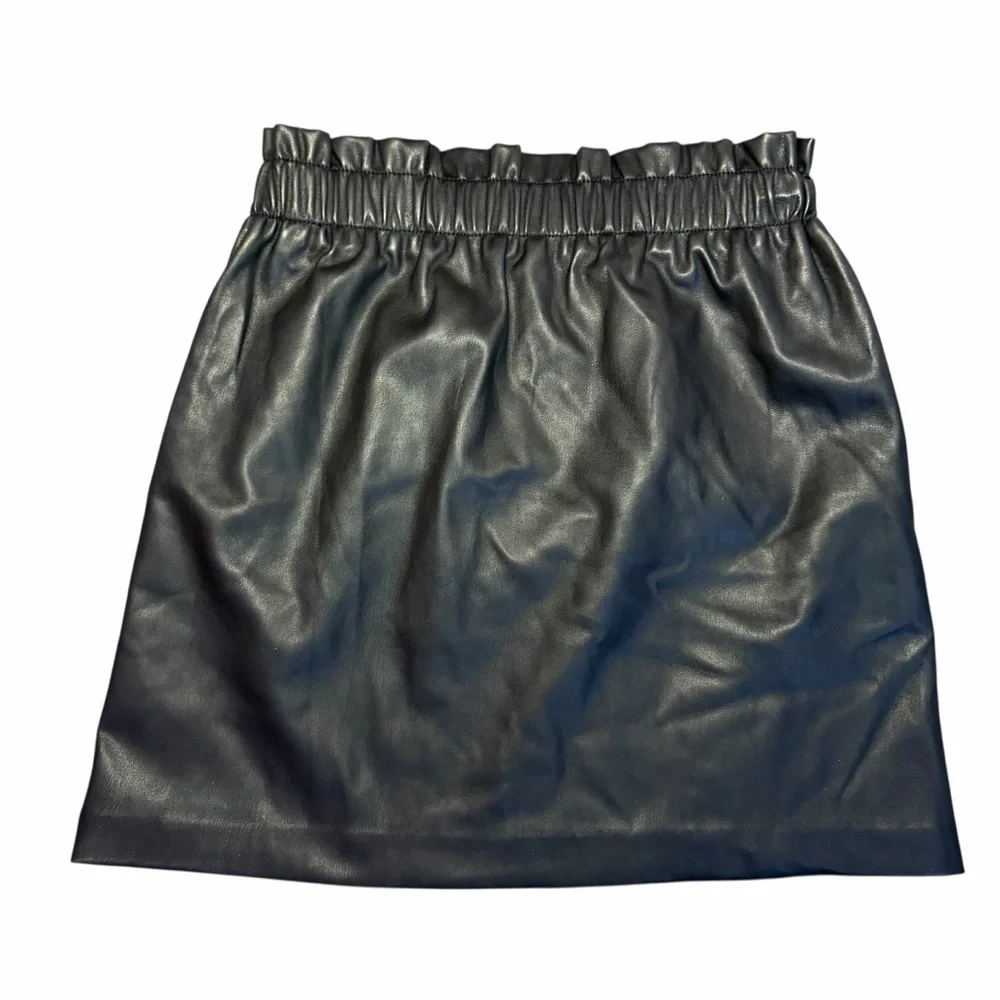 NEW LOFT Black Faux Leather Mini Skirt Small